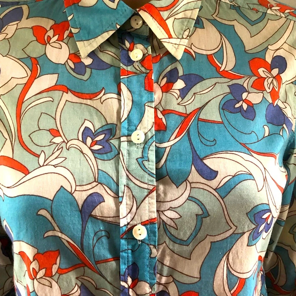 French Connection button down!ππ - Picture 1 of 2